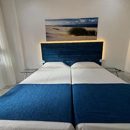 Apartamentos Turisticos Imar Cádiz Eksteriør billede