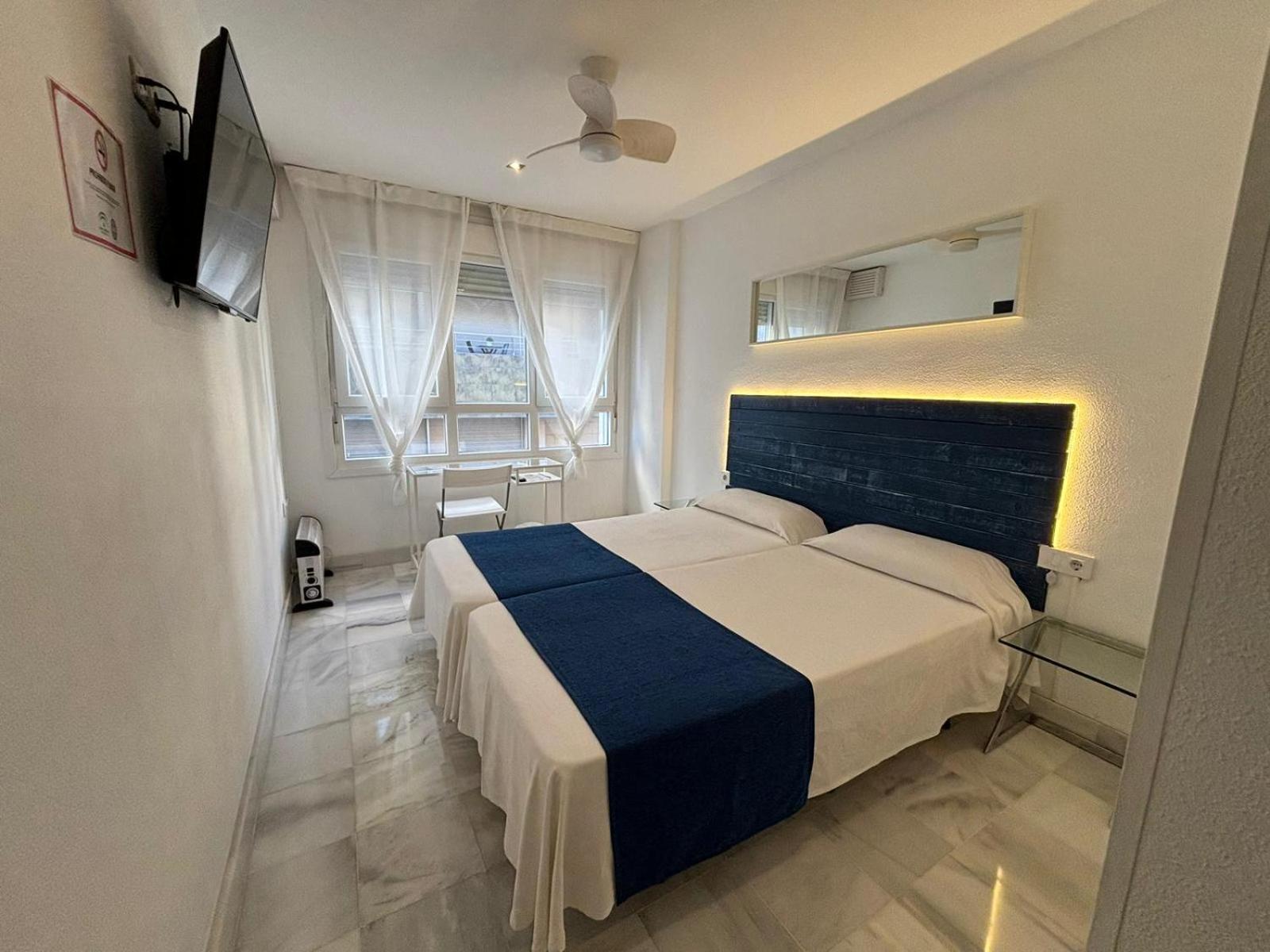 Apartamentos Turisticos Imar Cádiz Eksteriør billede