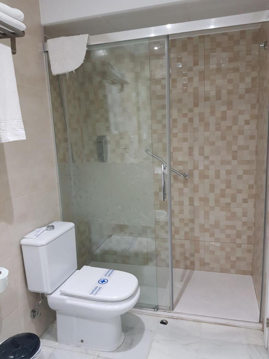 Apartamentos Turisticos Imar Cádiz Eksteriør billede