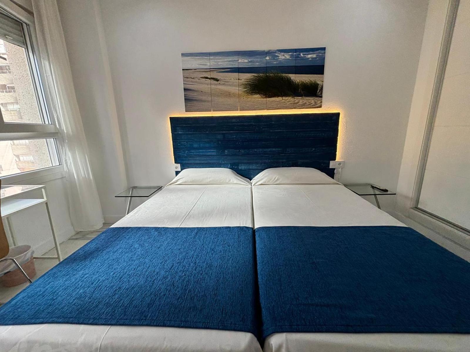 Apartamentos Turisticos Imar Cádiz Eksteriør billede